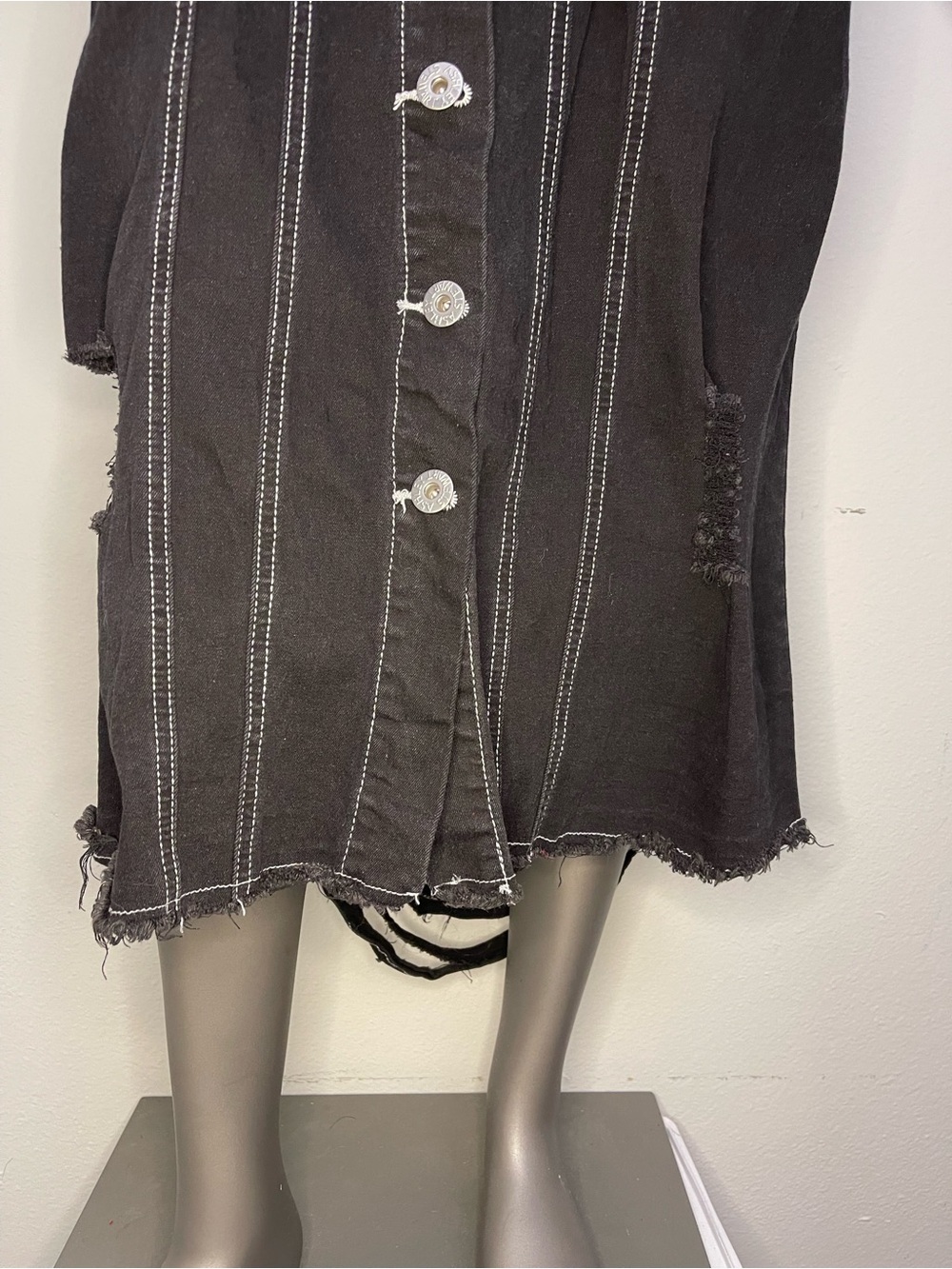 Ashley Stewart Jeans Duster Vest 14/16 Black Distressed Denim Button Down - Picture 8 of 13